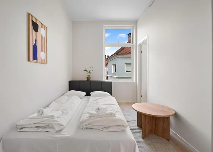 L Nostet Lejlighed Bergen